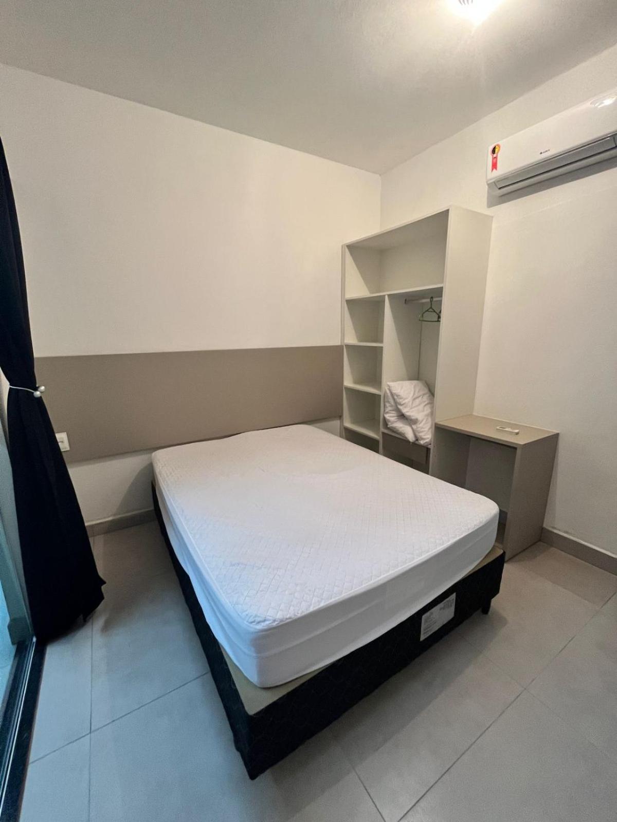 Residencial Flamini Apartment บอมบินญัส ภายนอก รูปภาพ